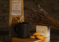 Gift Box Tazza e Tagliere in Bambu con Infuso alla Lavanda e Biscotti
